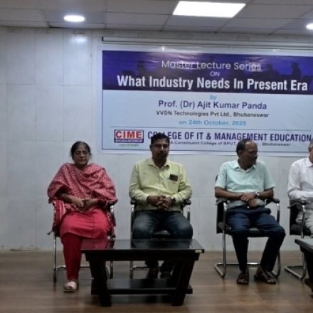 Prof. (Dr) Ajit Kumar Panda, Founder, VVDN Technologies Pvt. Ltd., Bhubaneswar addressing the students on the topic 